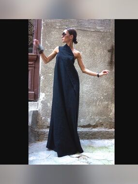 Aakasha one One-Shoulder Linen Maxi Dress handmade in Europe $205 retail